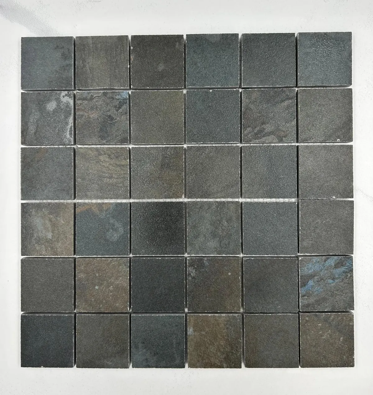 Milestone Dark 30×30, poza 1 din 1